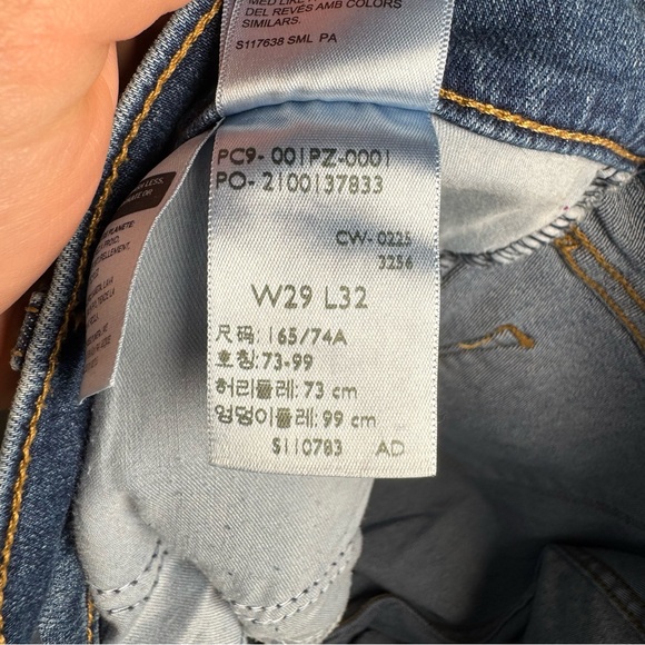 Levi's 318 Shaping Wide Leg Denim Jeans in Clever Girl 29x32 - Picture 15 of 15